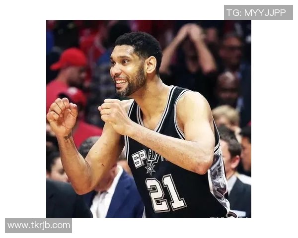 奥雷布洛与诺科平激战正酣比分悬念待解引发球迷热议