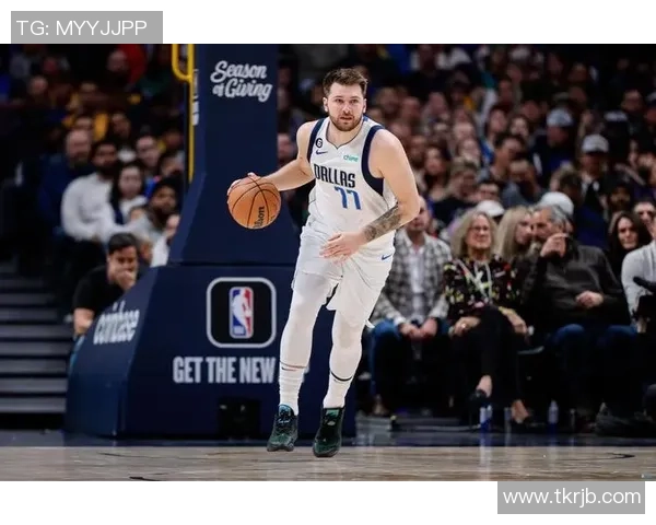 战绩崩盘 未来透支 东契奇买卖余震撕裂独行侠